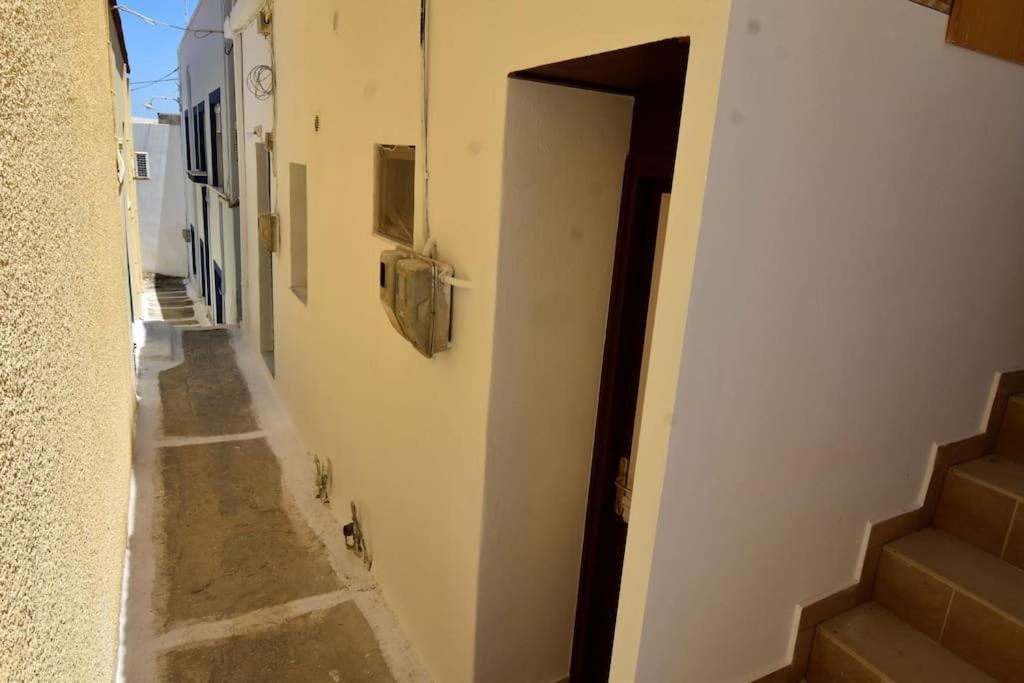 Moshovia Studio Κάρπαθος Στο Κέντρο Και Ήσυχα Villa Luaran gambar